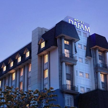 Hotel Dafam Semarang Luaran gambar