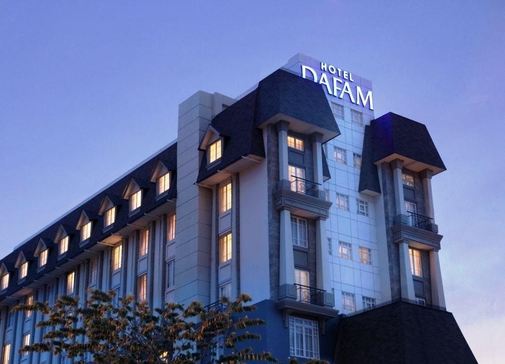 Hotel Dafam Semarang Luaran gambar